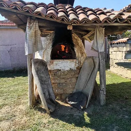Къща За Гости Рай 别墅 *